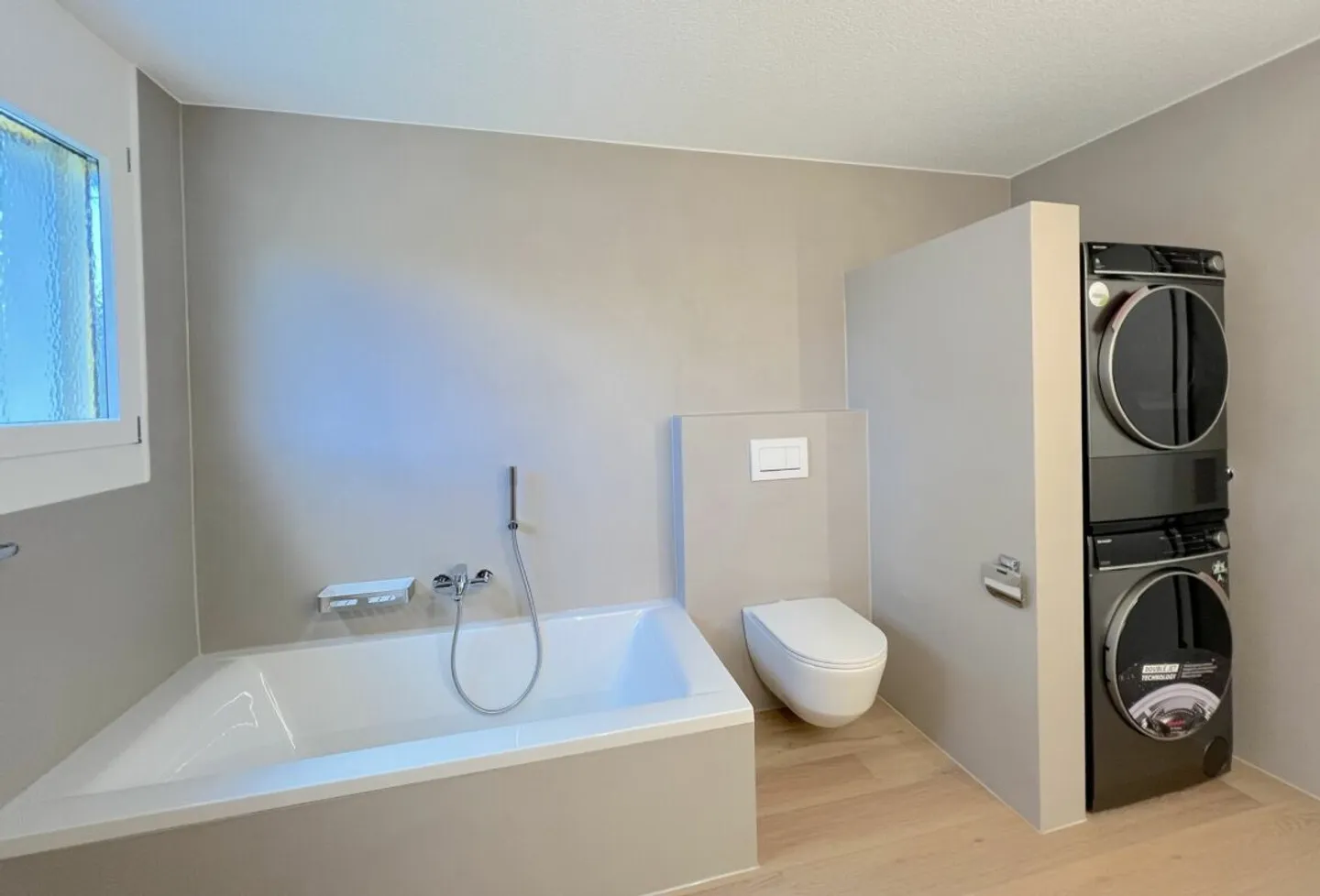 Exklusives Wohnerlebnis mit Stil - in Gehdistanz zum Zentrum von Einsiedeln - Foto 2 von 18