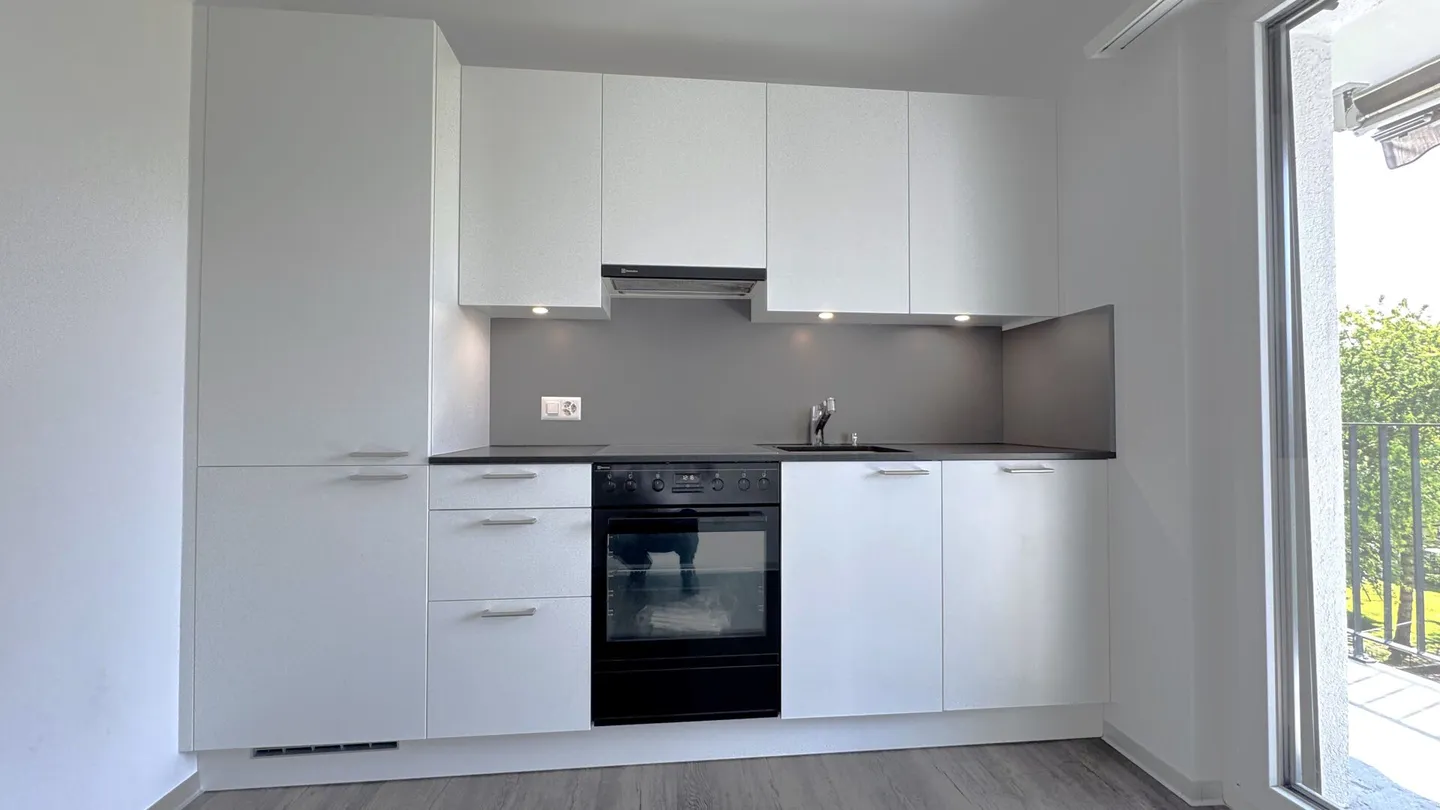 Renovierte 4,5-Zimmer-Wohnung mit herrlichem Blick und einem sehr schönen Garten - Foto 11 von 15