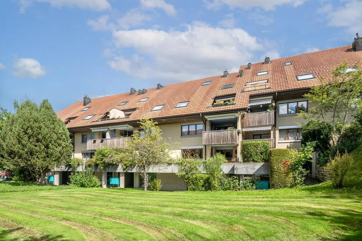 Appartement lumineux de 3,5 pièces dans un quartier calme et familial - Photo 1 sur 12