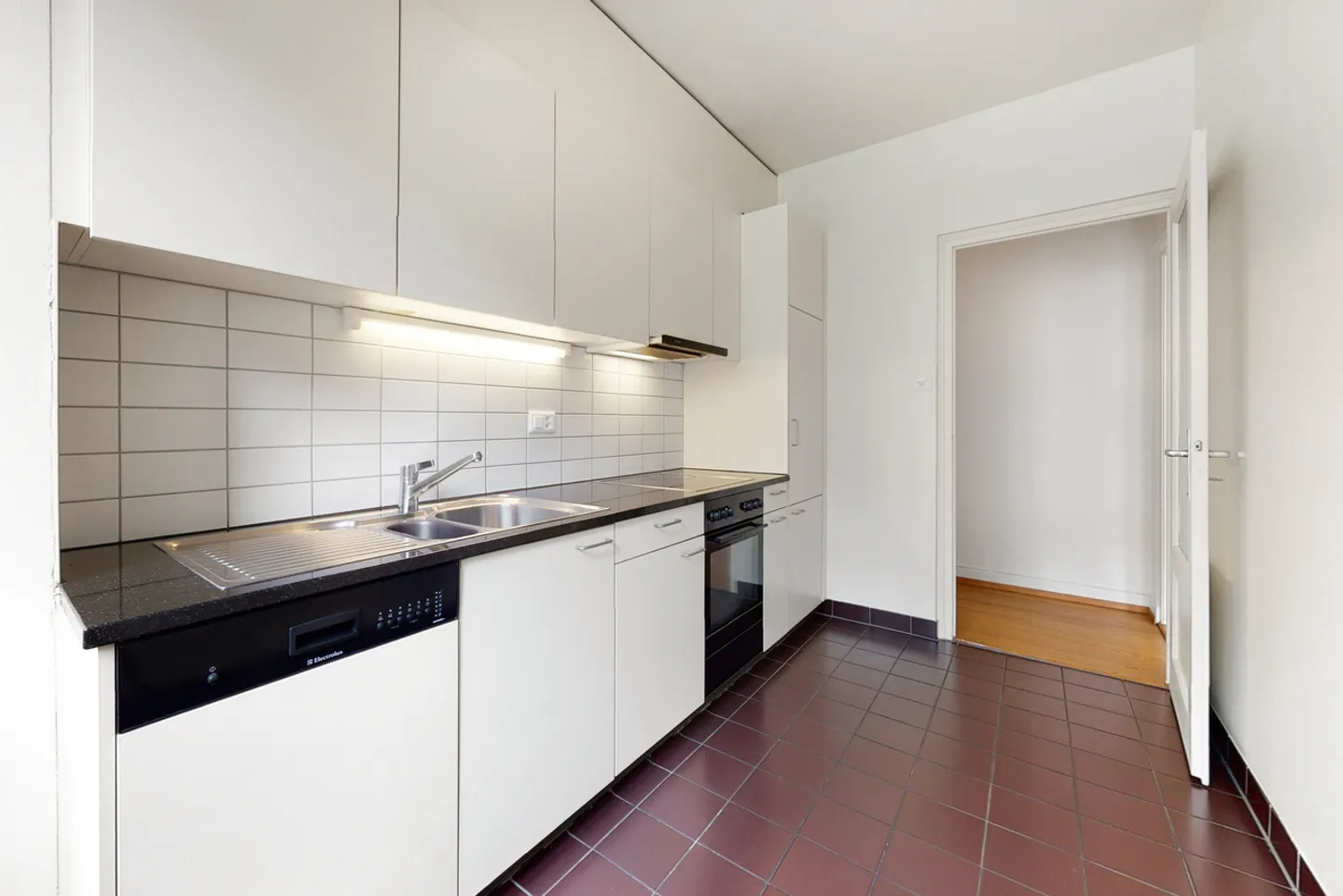 Accommodation in downtown Lausanne - Photo 1 of 3