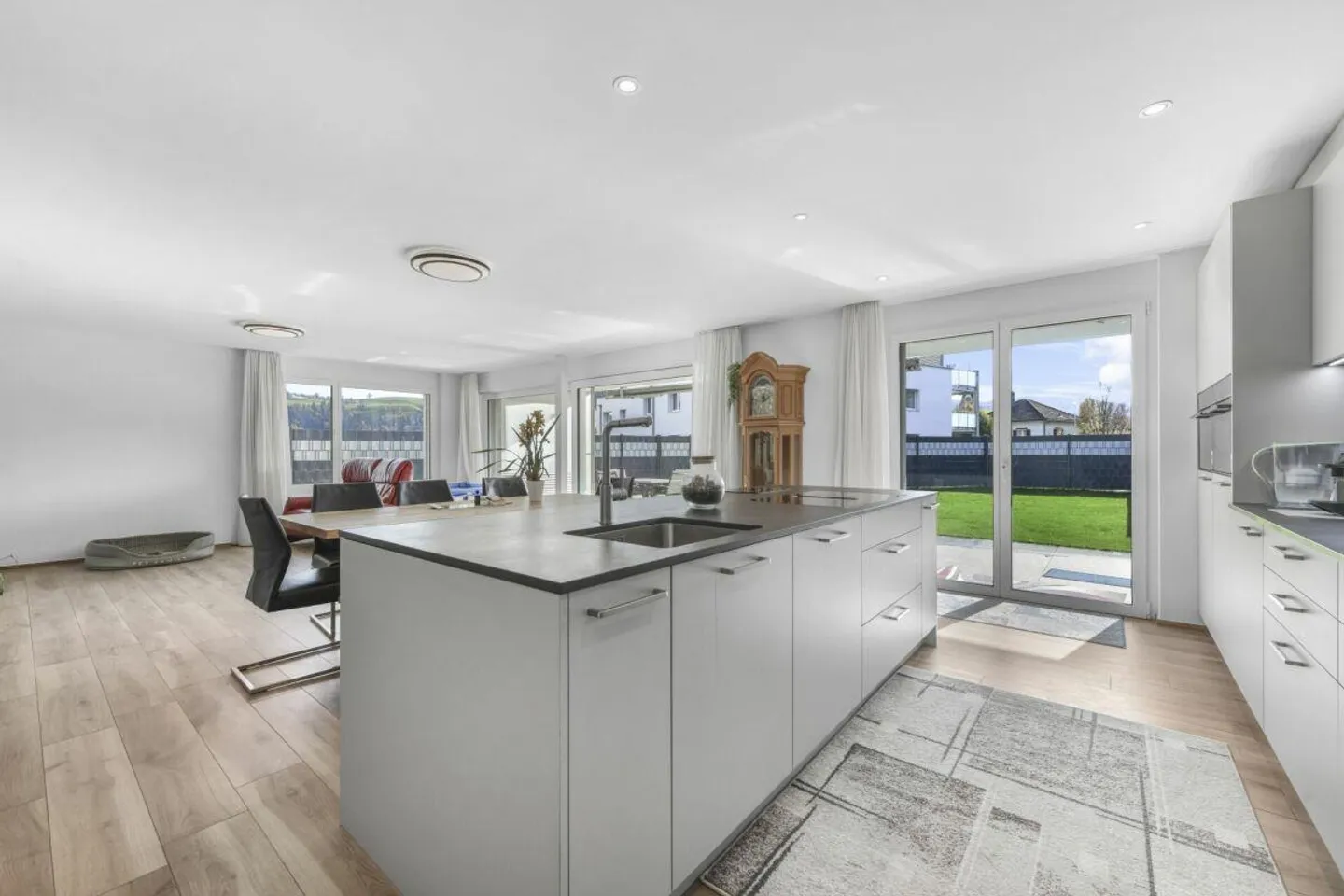 Modern living happiness with charm - Your new home in the green from Bü... - Photo 5 of 30