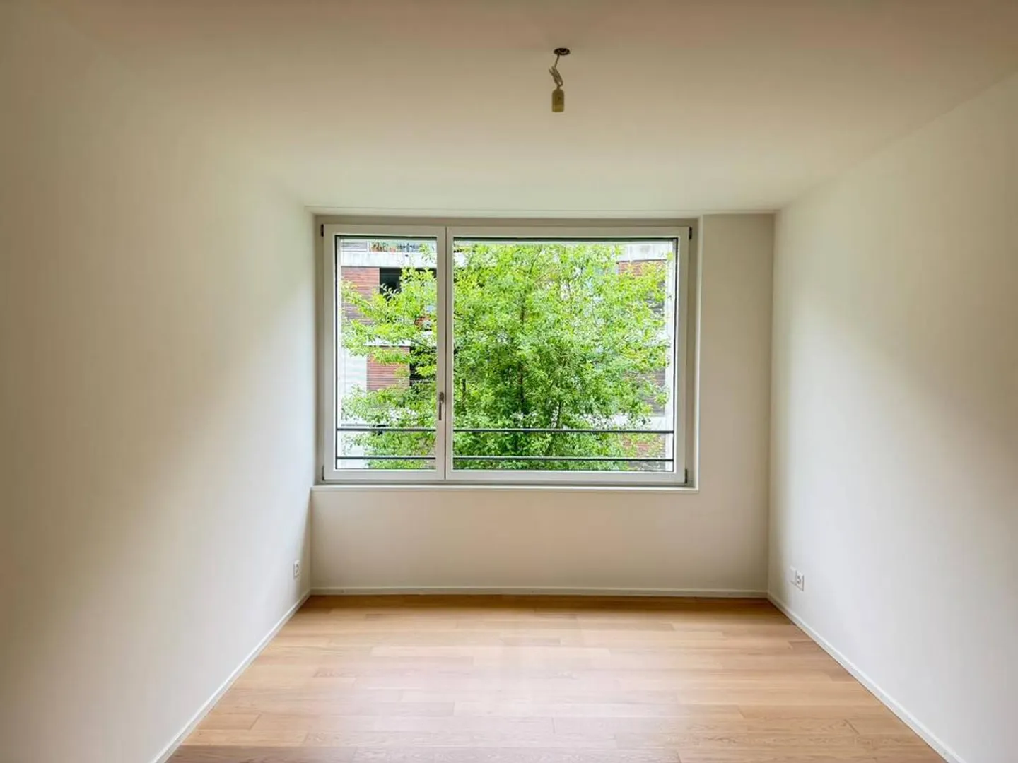 Appartamento attraente con loggia - Foto 4 di 6
