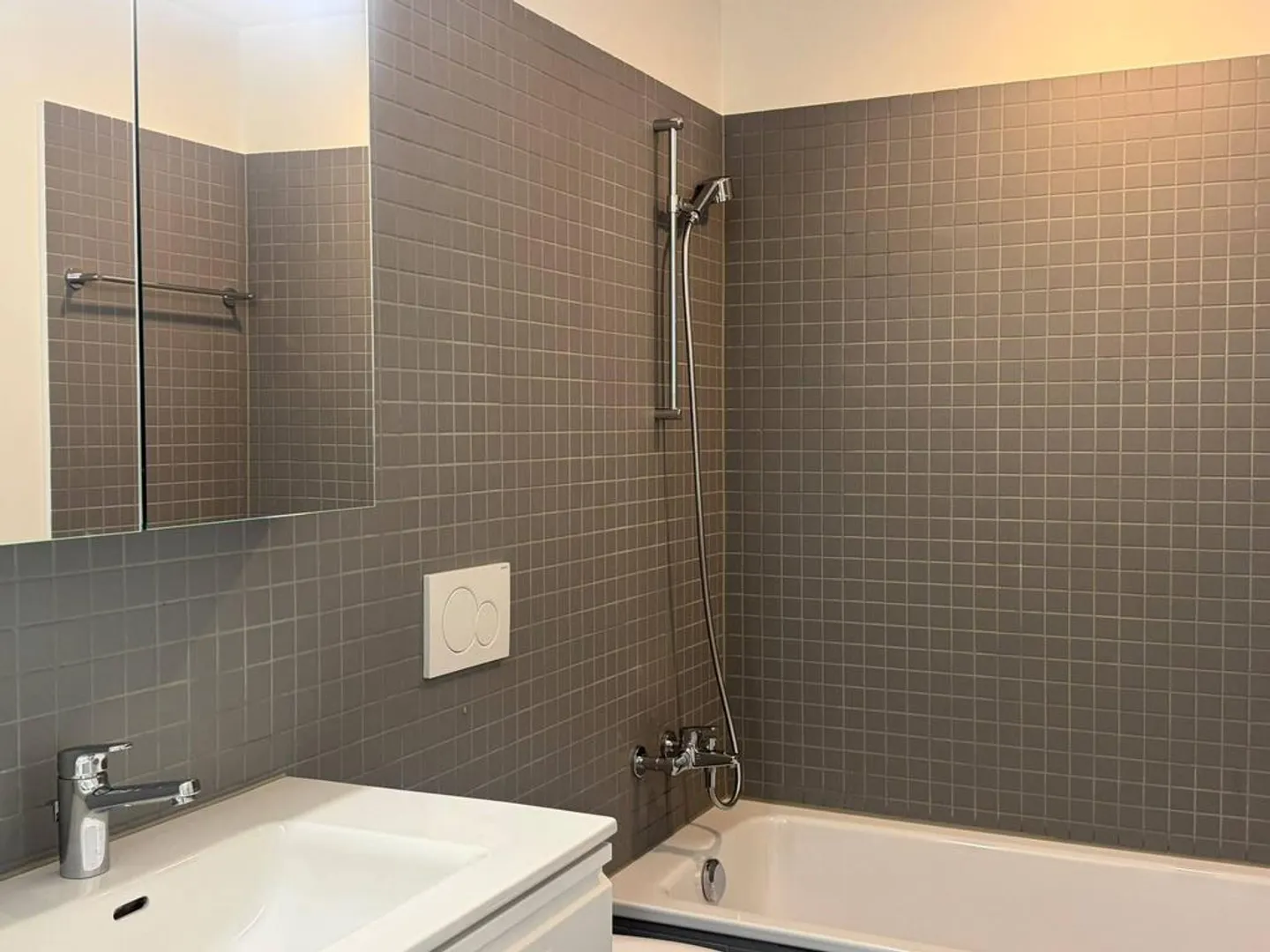 Appartamento attraente con loggia - Foto 5 di 6