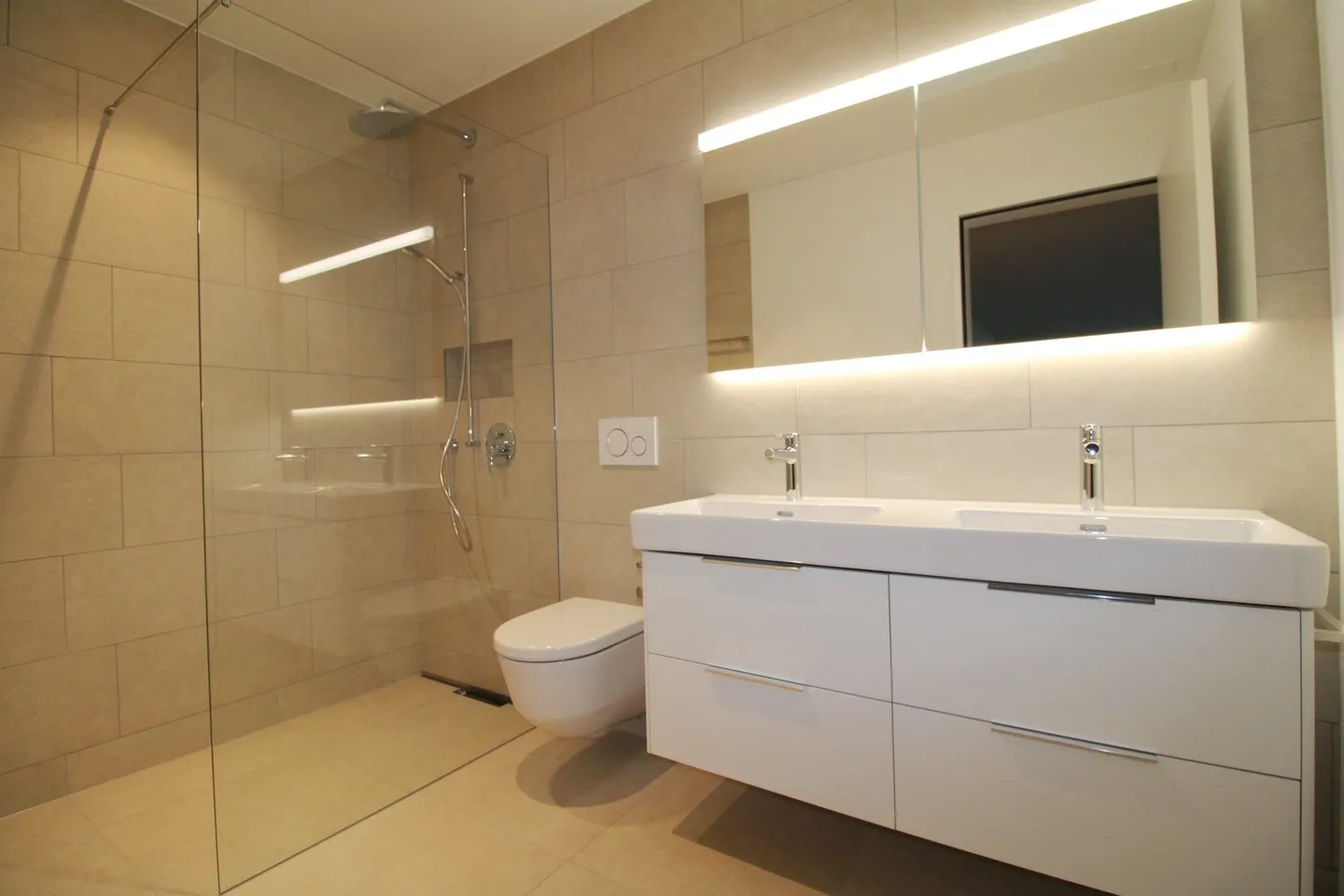 2 1/2-Room Penthouse Apartment | New Construction | Two Terraces | Ownership Standard - Photo 6 of 10
