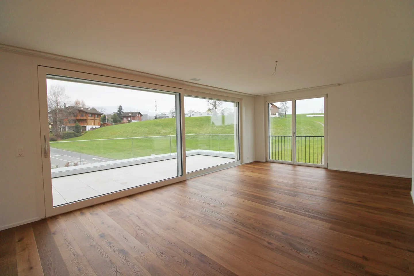 2 1/2-Room Penthouse Apartment | New Construction | Two Terraces | Ownership Standard - Photo 7 of 10