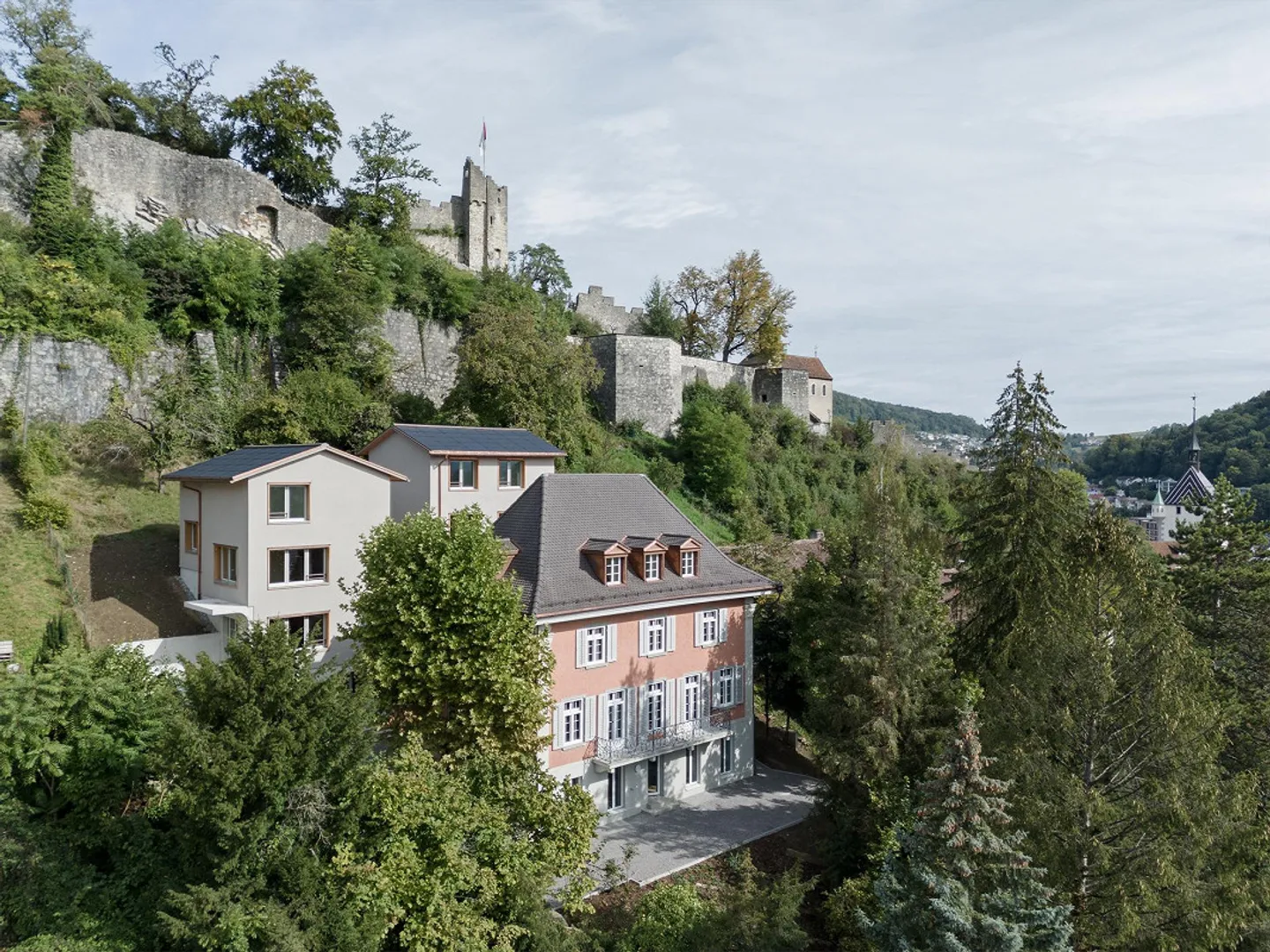Unico in una posizione privilegiata, vista panoramica, clima ottimale - Foto 2 di 16