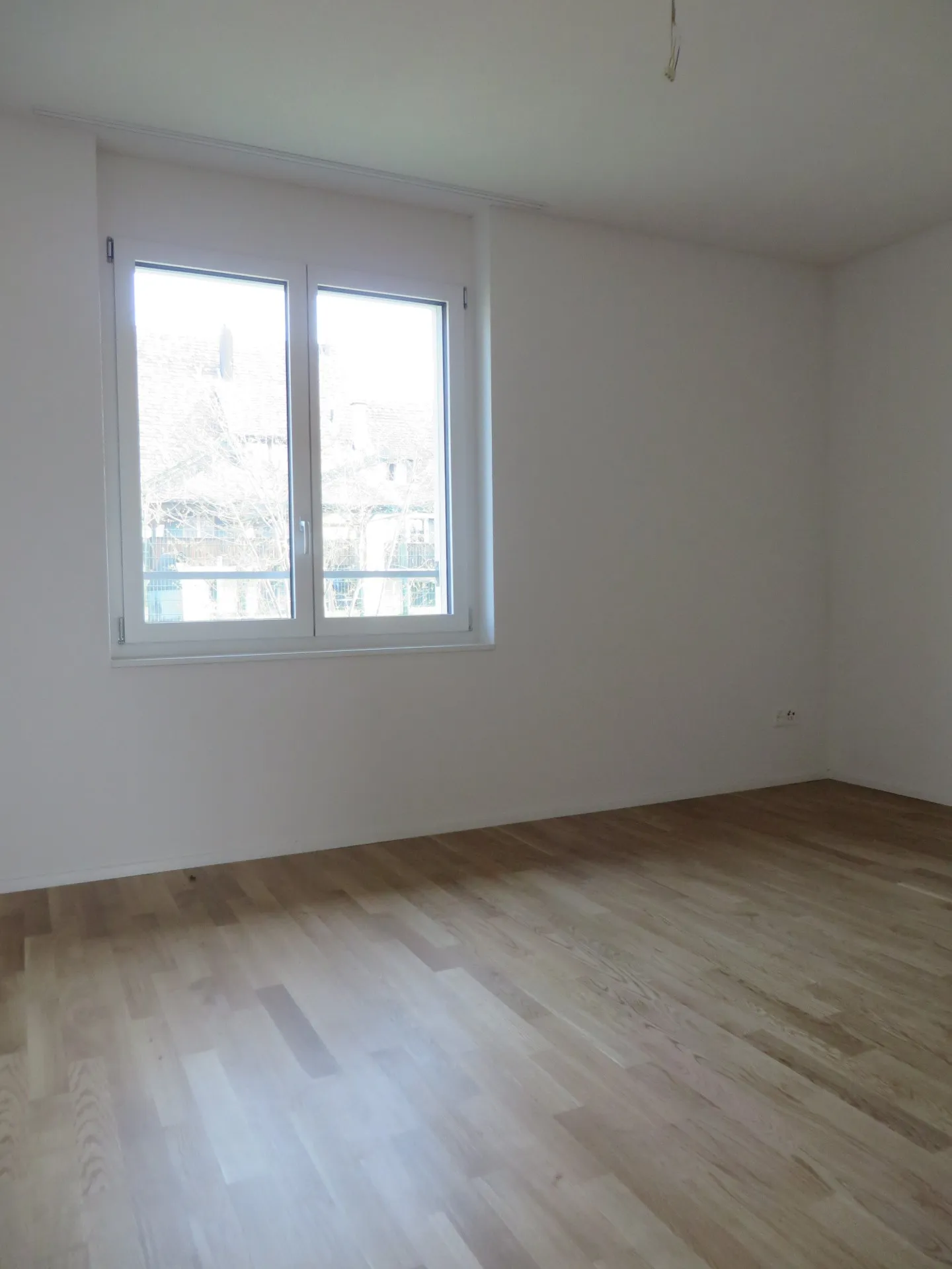 Magnifique appartement de 4.5 pièces dans une région viticole et proche de la ville - Photo 7 sur 9
