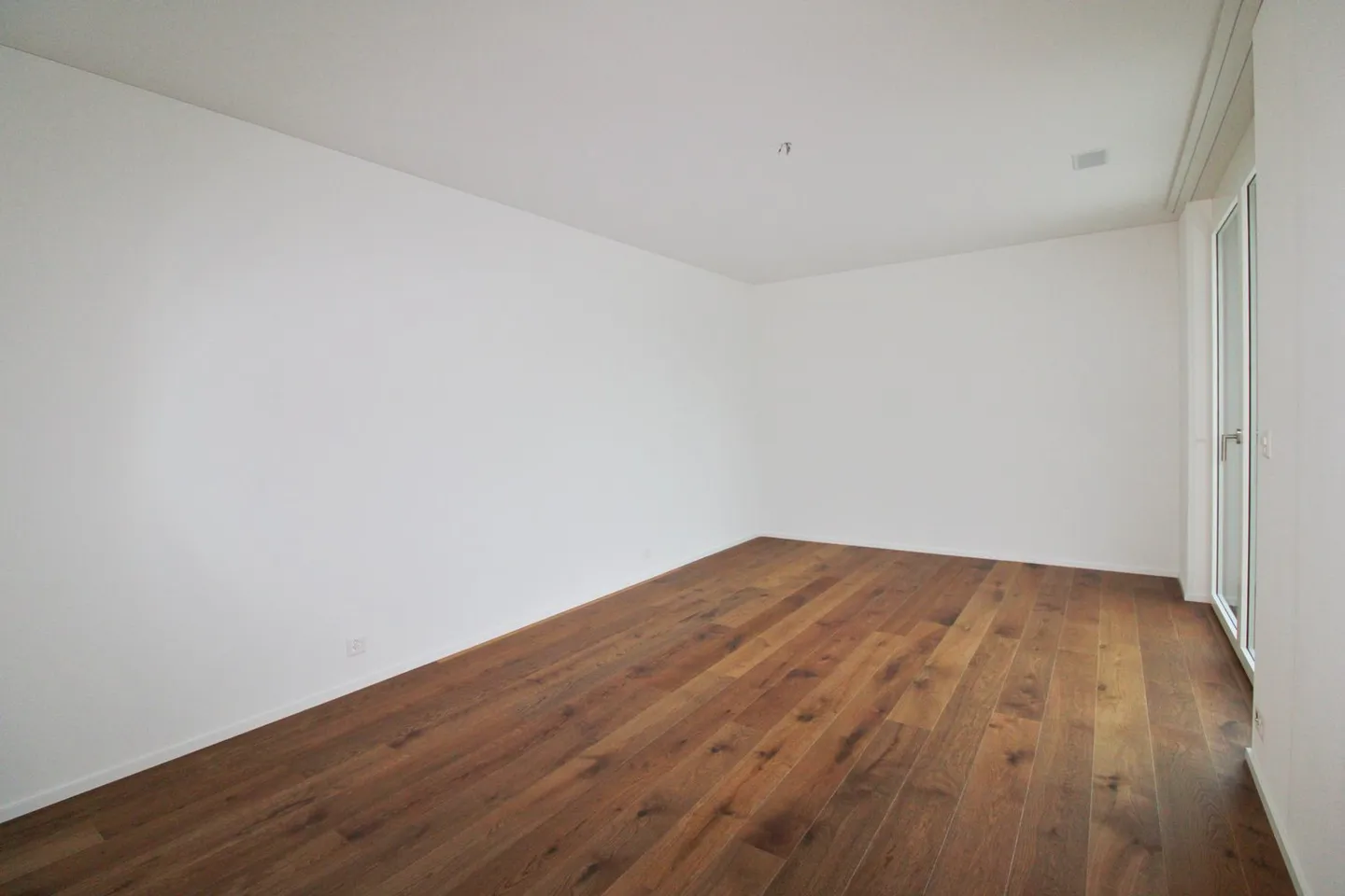 2 1/2-Room Penthouse Apartment | New Construction | Two Terraces | Ownership Standard - Photo 9 of 10