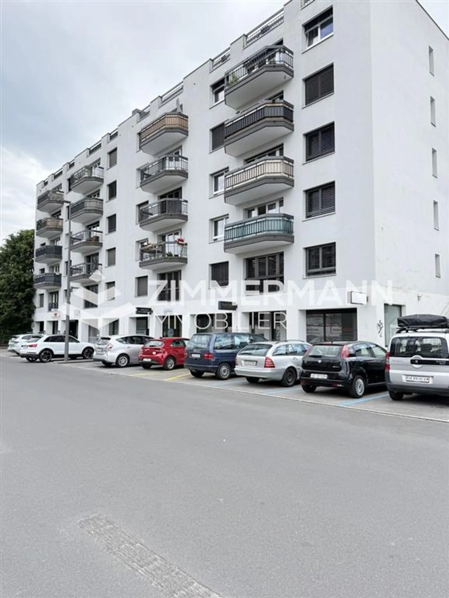 Place de parc intérieure - Photo 1 sur 1