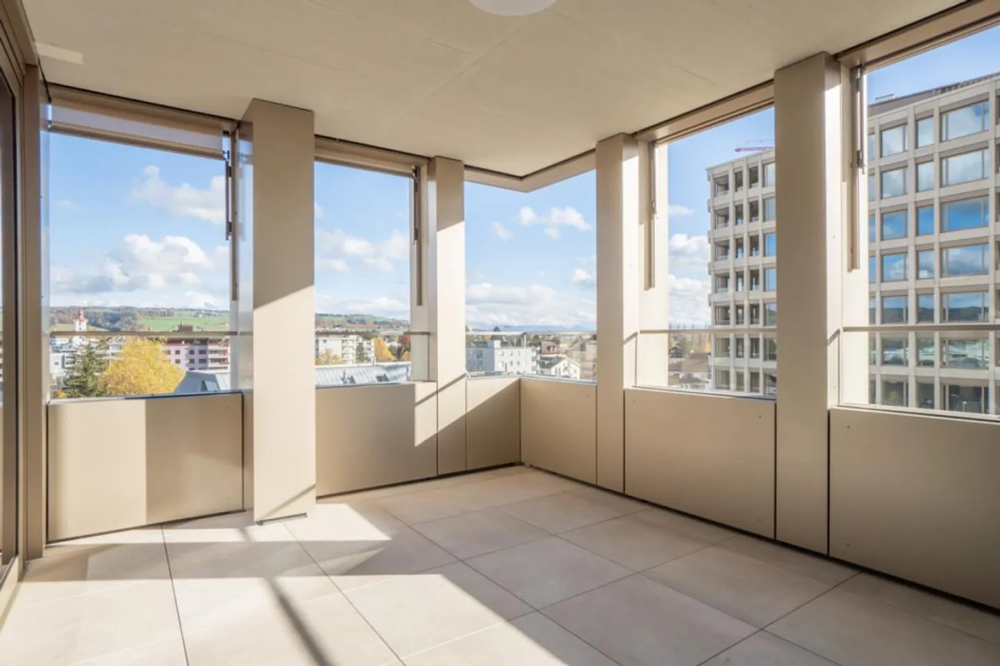Vie moderne et urbaine en harmonie à Sursee - Photo 7 sur 8