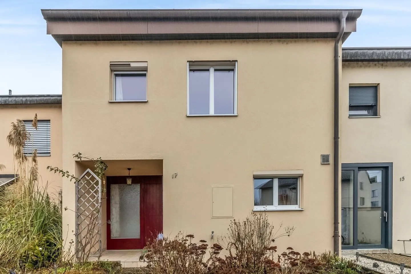 Cozy Home with Winter Garden - Photo 1 of 8