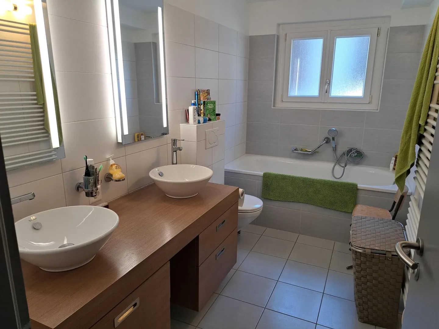 Zu vermieten wunderschönes 4.5-Zimmer-Wohnung in Savièse in einem untypischen Haus - Photo 5 of 9