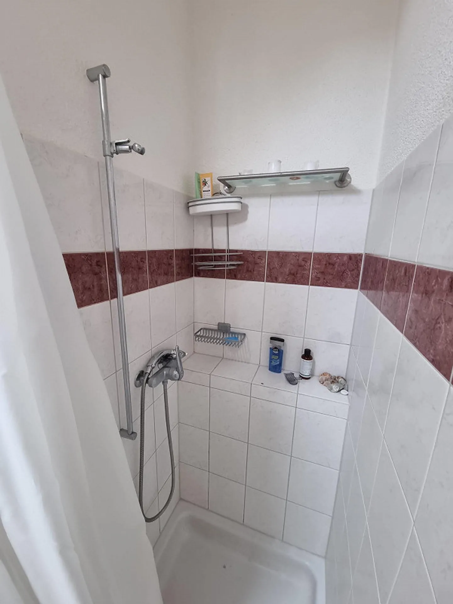 Bel appartement au dernier étage dans la Kräzernstrasse - Photo 8 sur 12