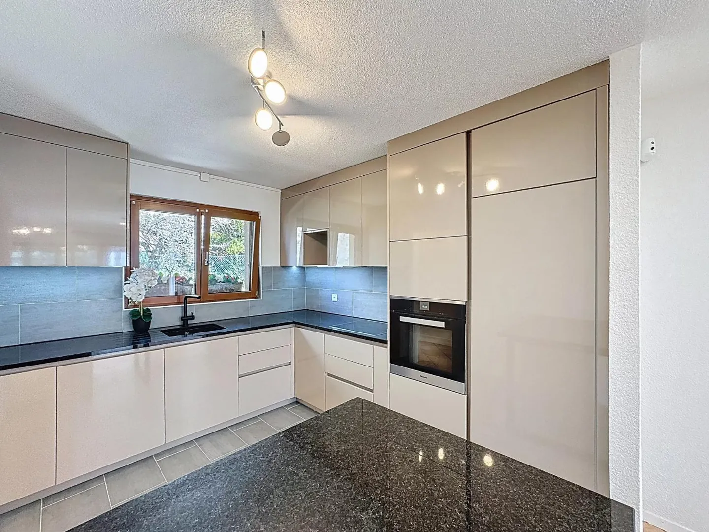 Villa 5,5 stanze - Foto 1 di 8