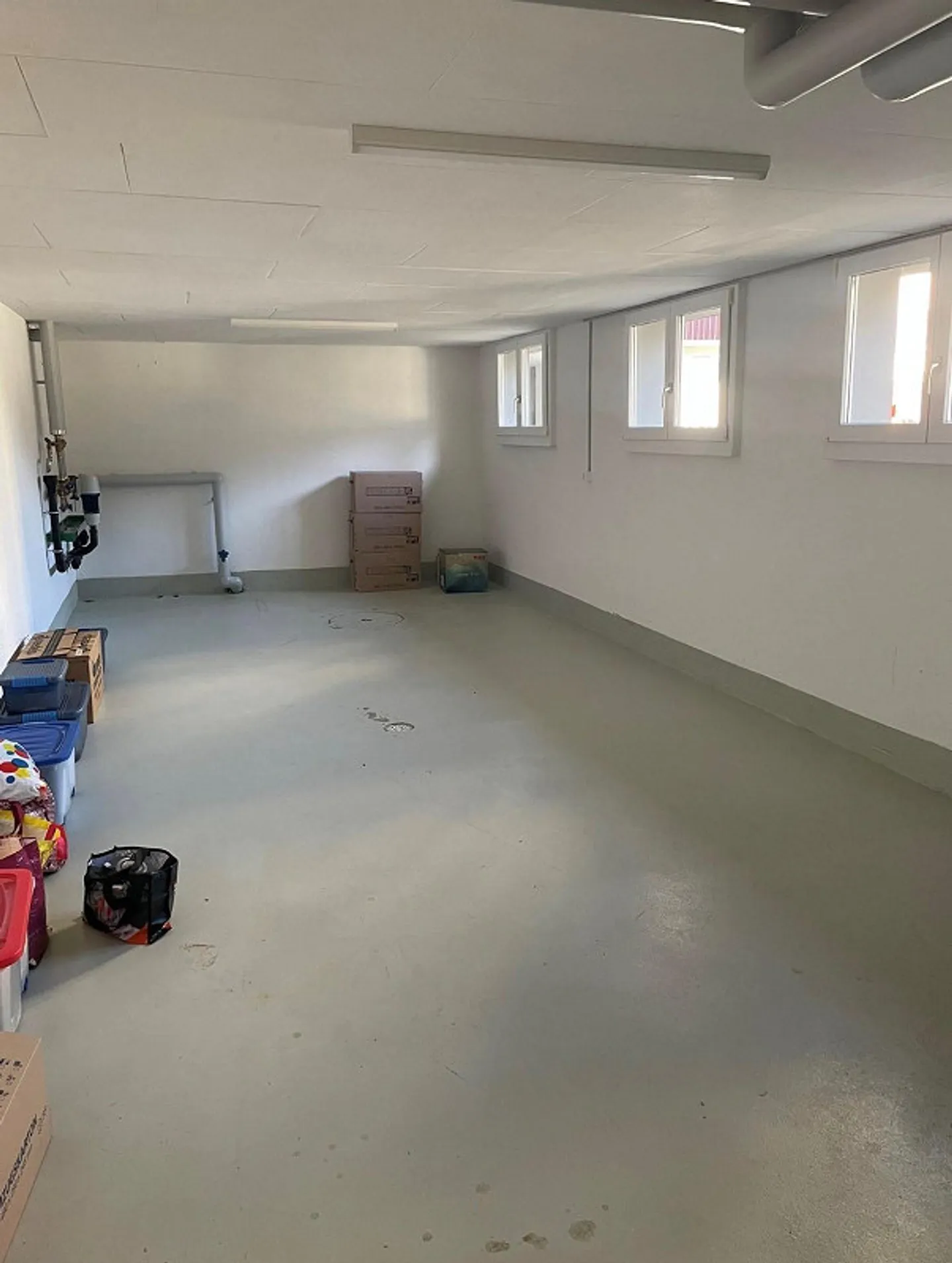 Sala hobby/artigianato a Glarona - Foto 1 di 1