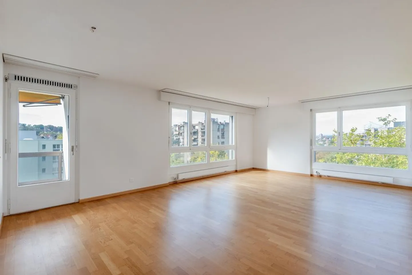 Hoch hinaus - dein neues Zuhause in Köniz! - Foto 8 di 12