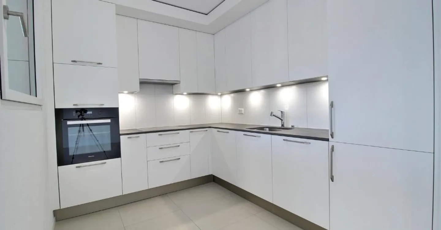 Charmant appartement 2.5 pièces - Photo 2 sur 7