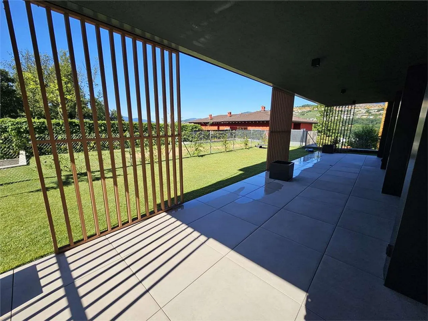 PREGASSONA-LUGANO, 4.5 ROOM APARTMENT WITH GARDEN - Photo 3 of 13