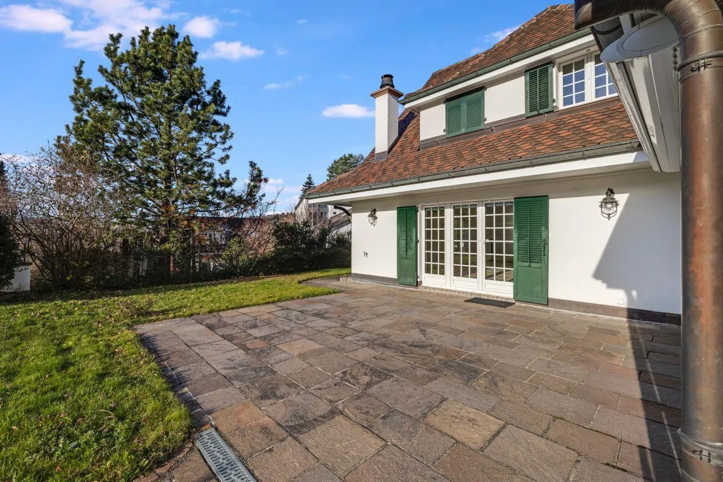 Charming Country House in Basel - Photo 3 of 6