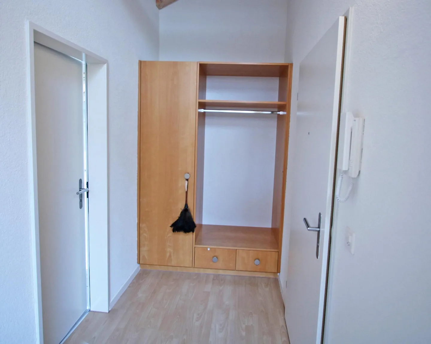 Charmante Dachwohnung - Foto 2 von 6