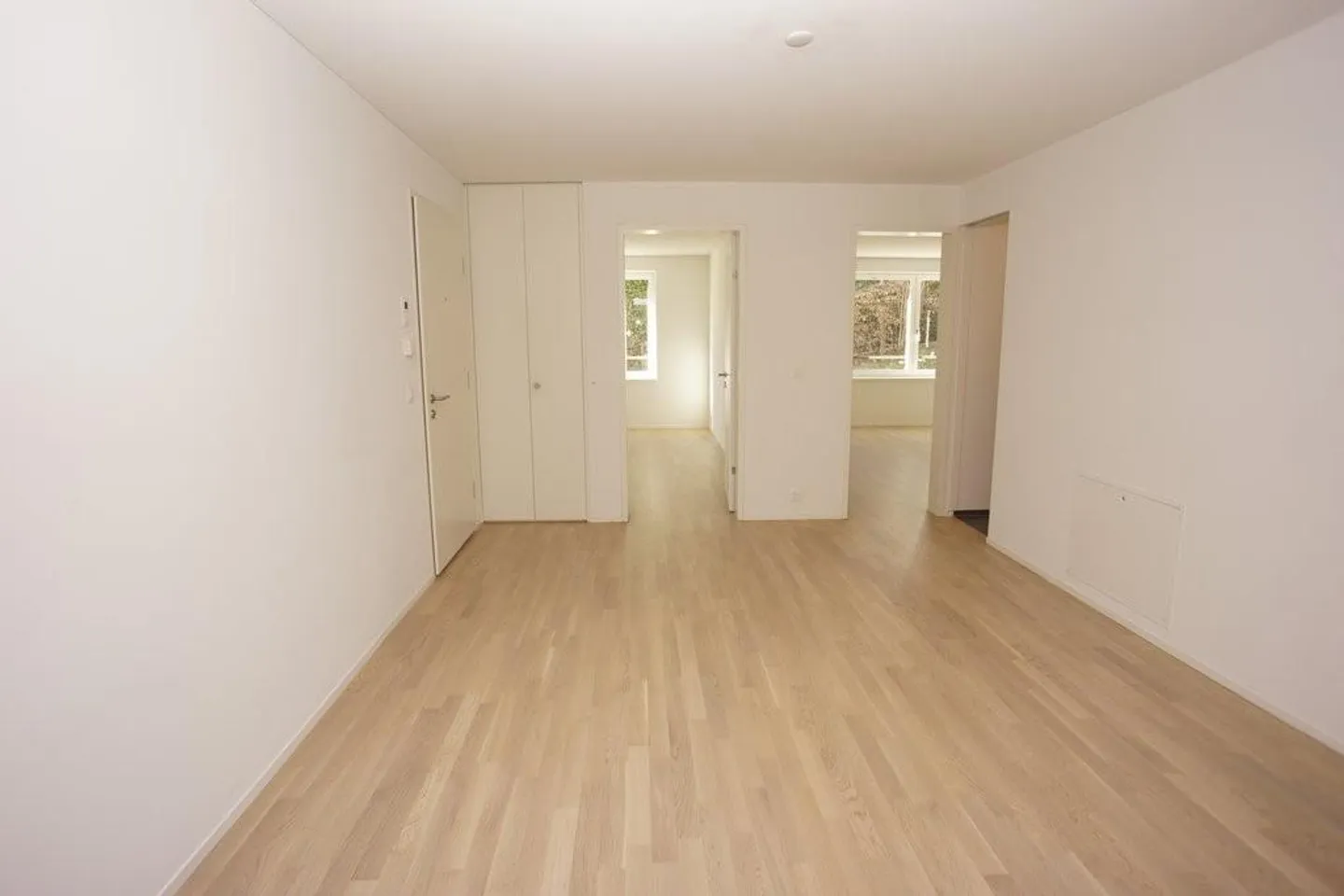 Appartement moderne de 4 pièces au rez-de-chaussée - Photo 6 sur 9