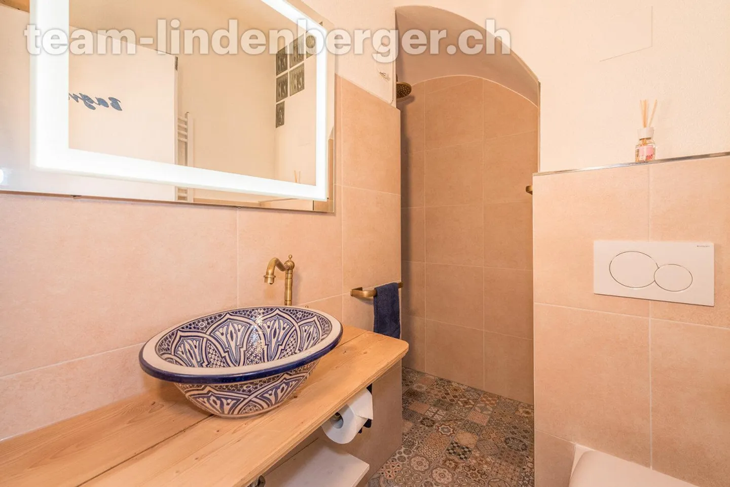 Charmantes Tessiner Haus im historischen Zentrum von Morcote - Foto 6 von 12