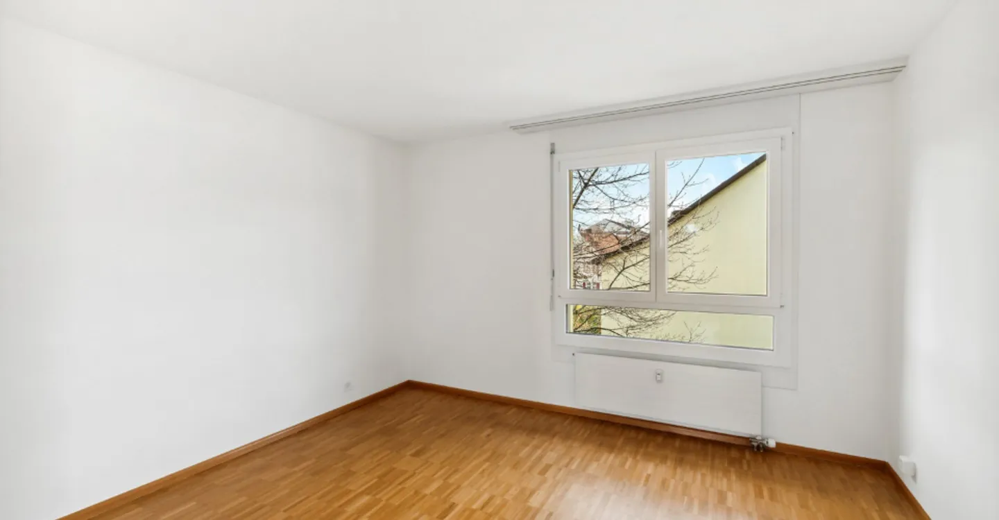 Charming apartment with open living concept - Photo 3 of 7