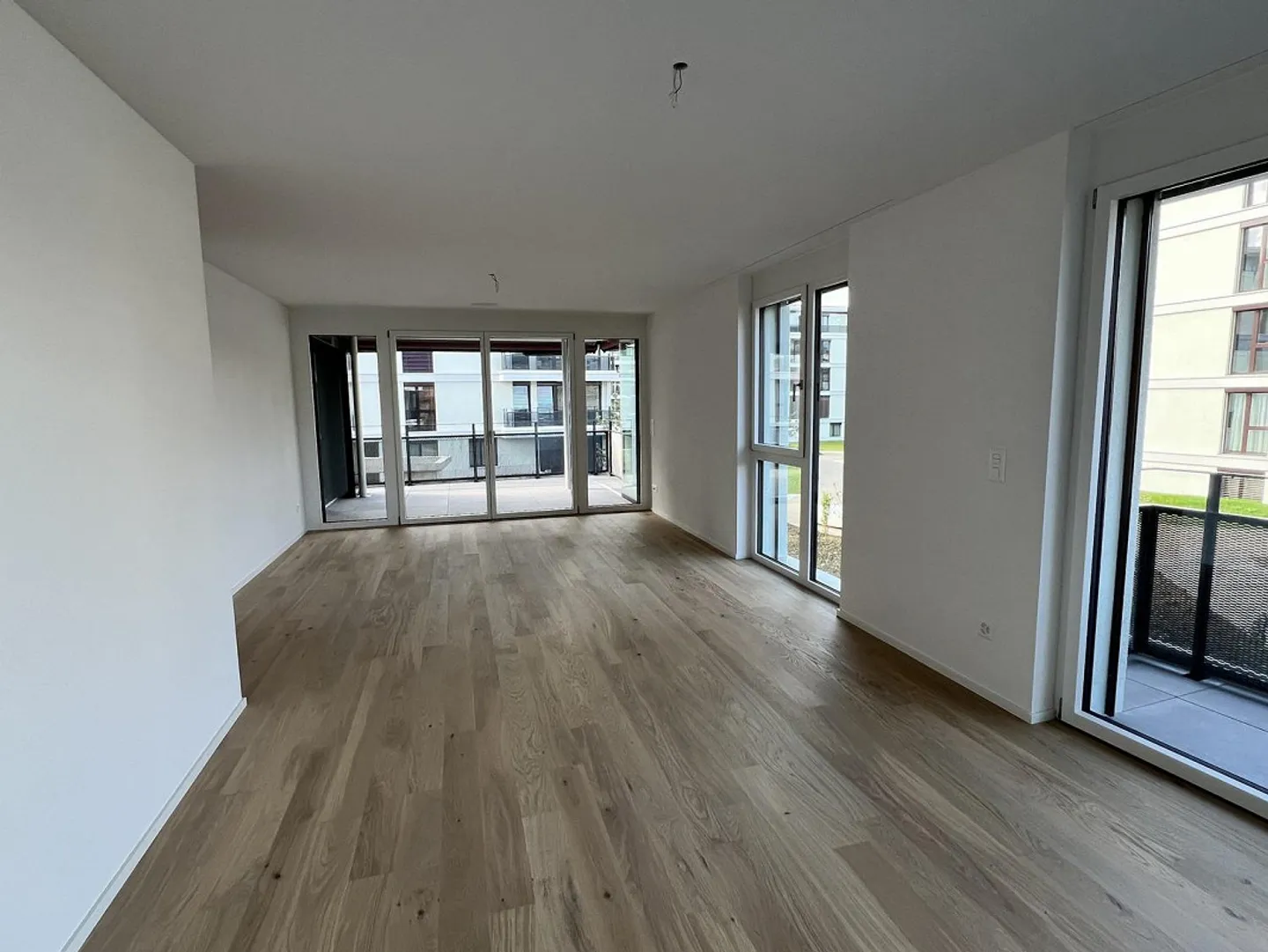 Modern Family Apartment in Baumpark - Photo 3 of 11