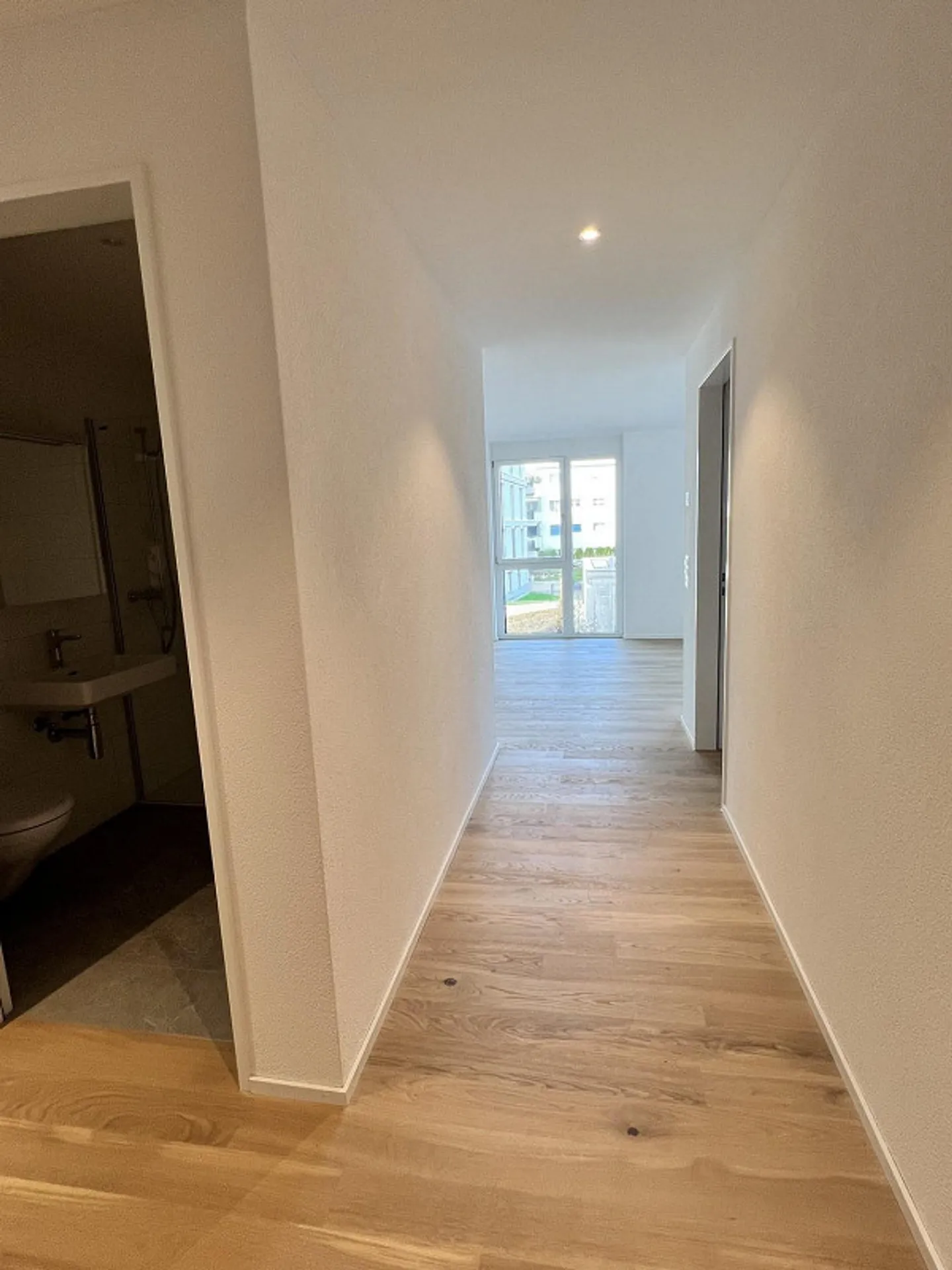 Modern Family Apartment in Baumpark - Photo 4 of 11