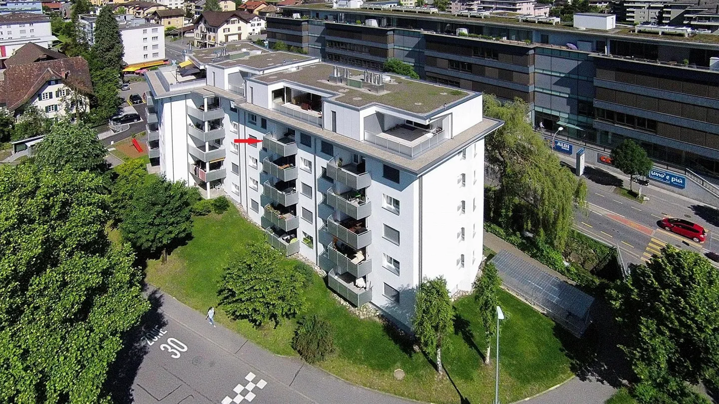 Profitez de la nature et de la proximité de la ville dans votre nouvel appartement ! - Photo 1 sur 7