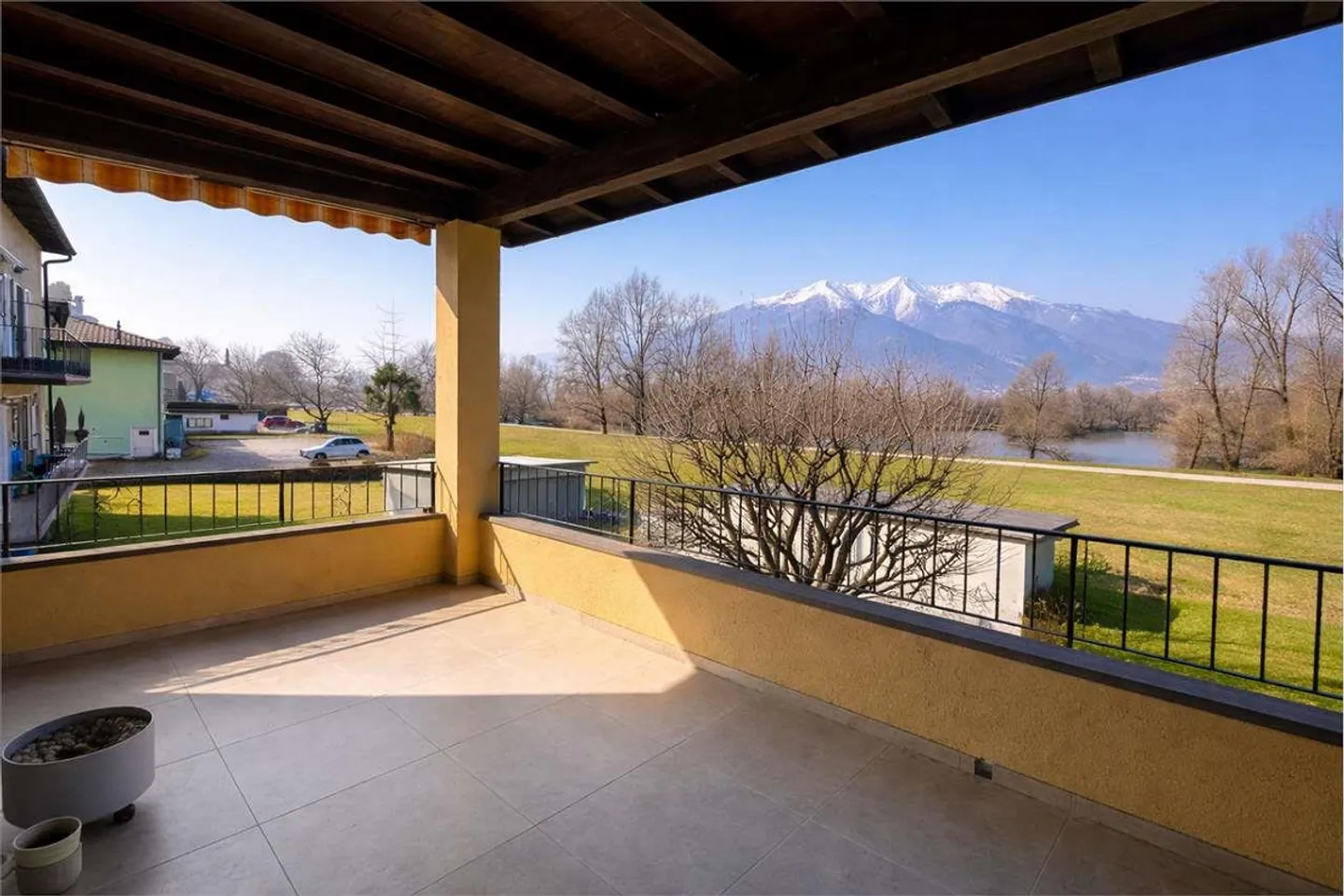 Gambarogno - 4.5 in Doppelhaushälfte mit Seeblick - ideale Investition - Foto 10 von 13