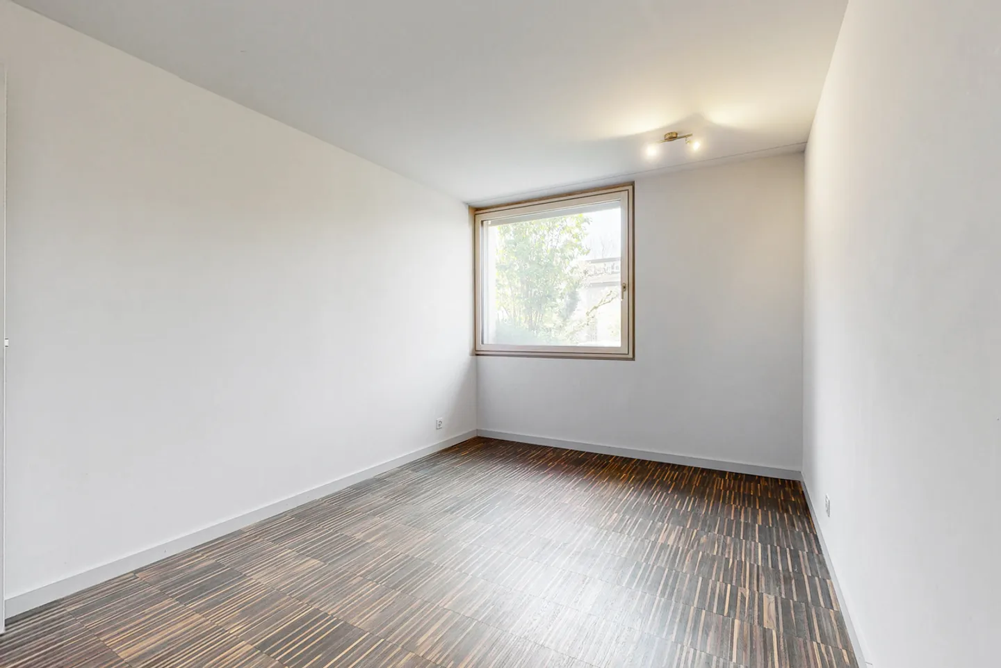 Appartamento moderno e ben posizionato - Foto 6 di 9