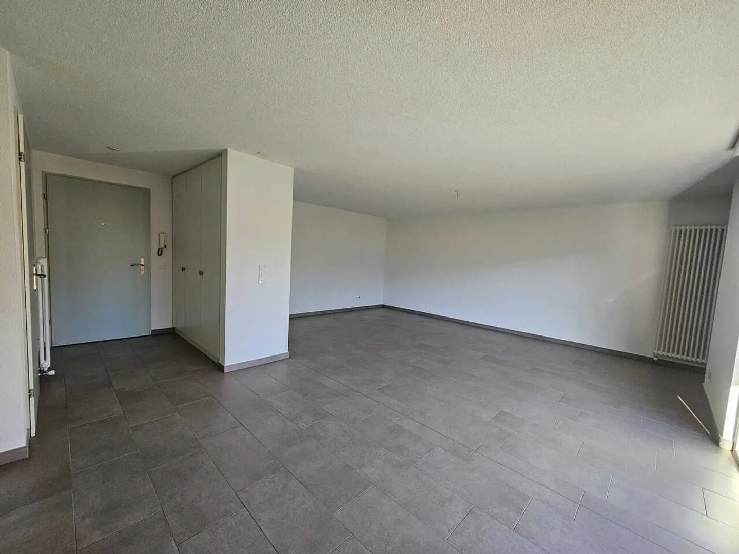 Apartment / 1.5 Rooms, 43 m², 3rd Floor - Photo 3 of 9