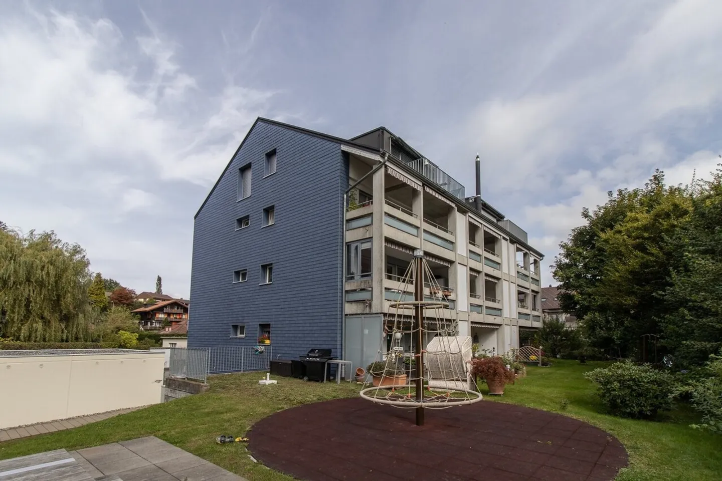 Appartement 3.5 pièces avec caractère de bien-être à Niederscherli - Photo 2 sur 7