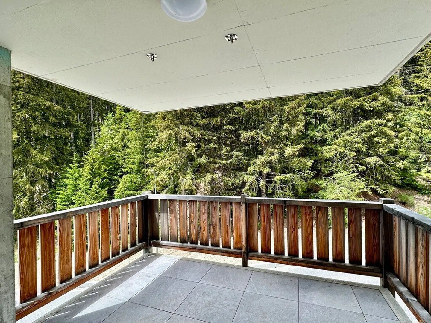 Charmant appartement 2,5 pièces - Photo 3 sur 10