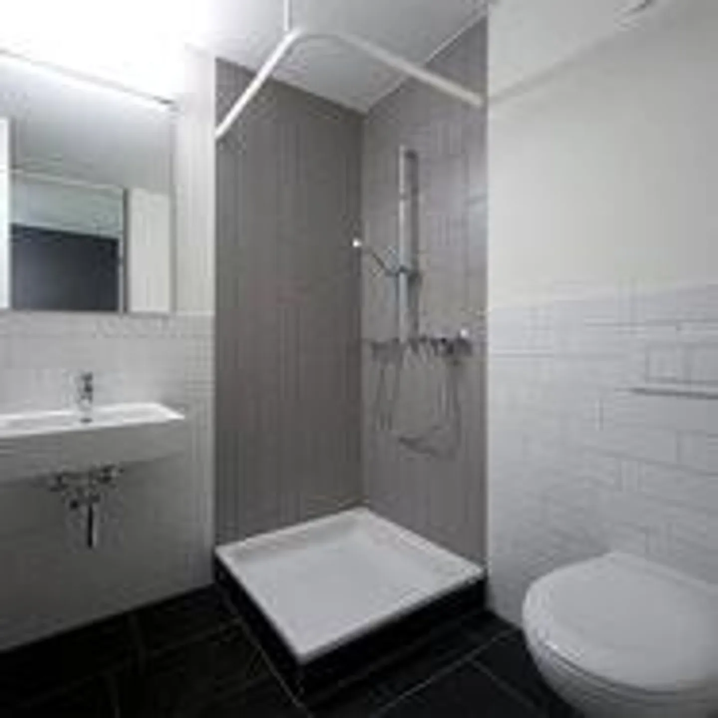 Modern 4.5-Room Apartment in Pfäffikon - Photo 5 of 6