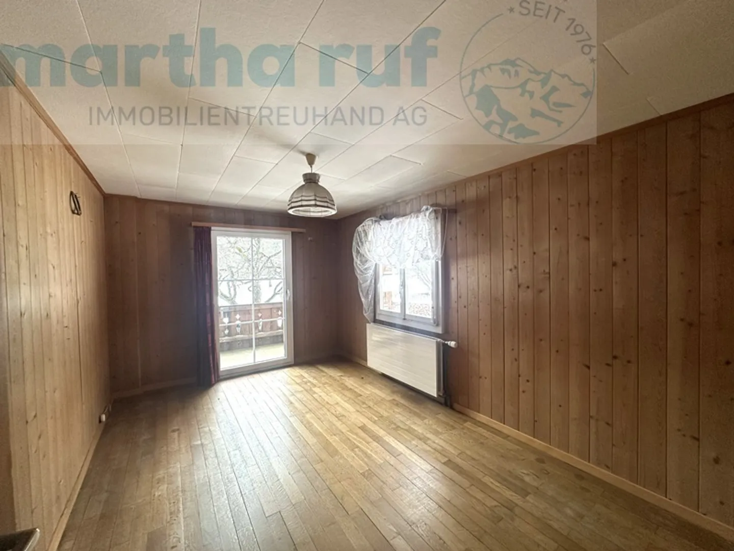 Casa unifamiliare rurale con garage, giardino e fienile - Foto 6 di 25