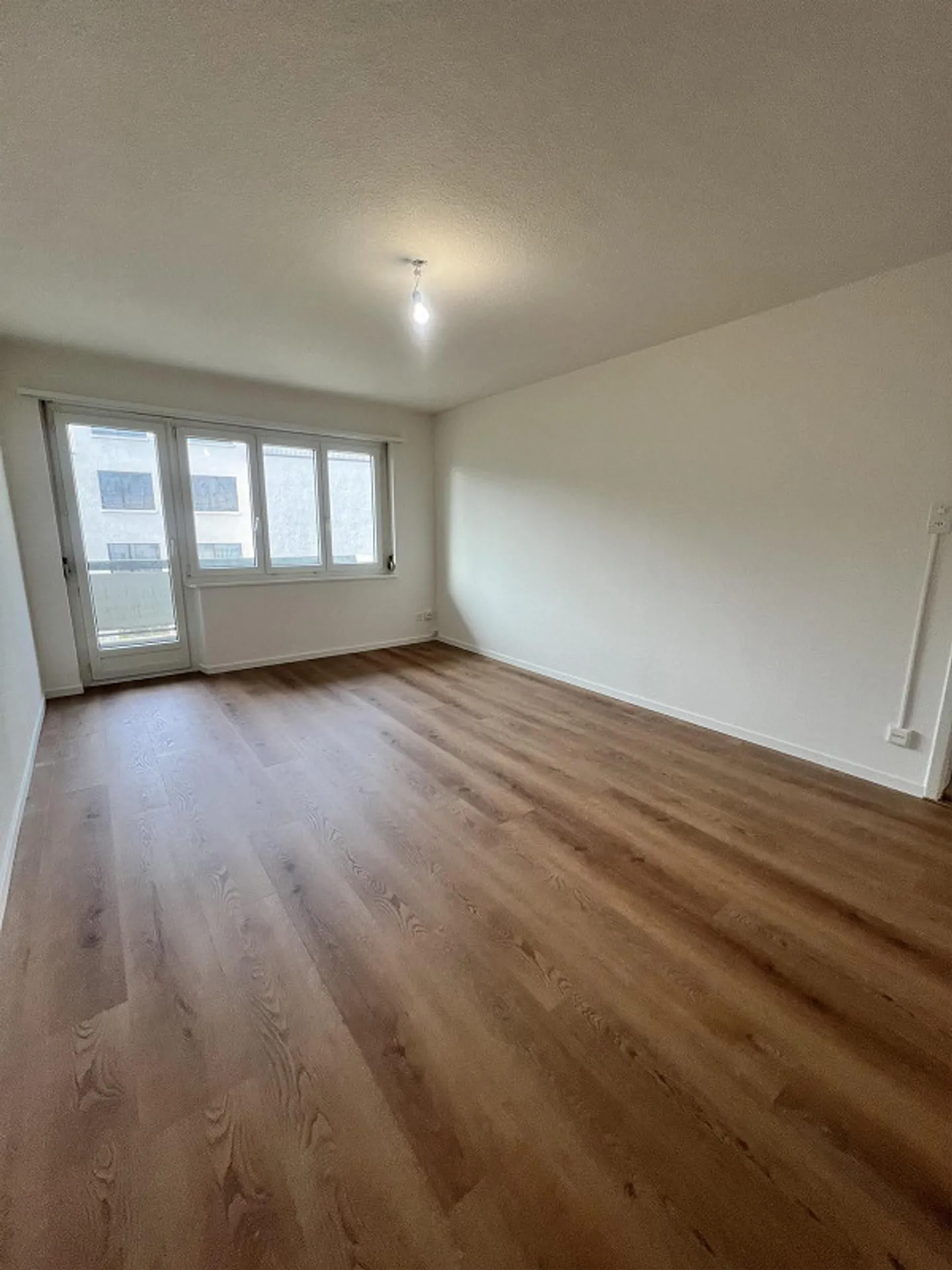 Appartement attrayant dans un quartier résidentiel calme - Photo 2 sur 8