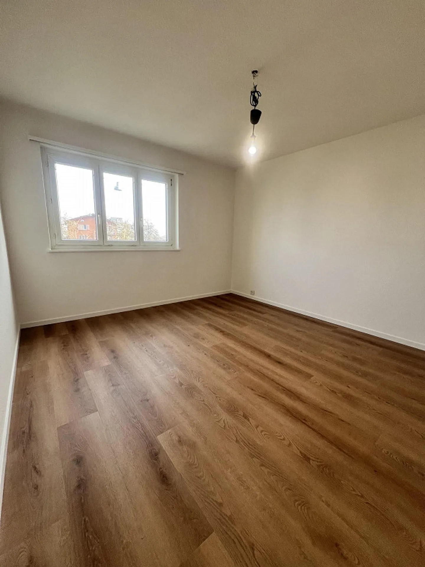 Appartement attrayant dans un quartier résidentiel calme - Photo 4 sur 8