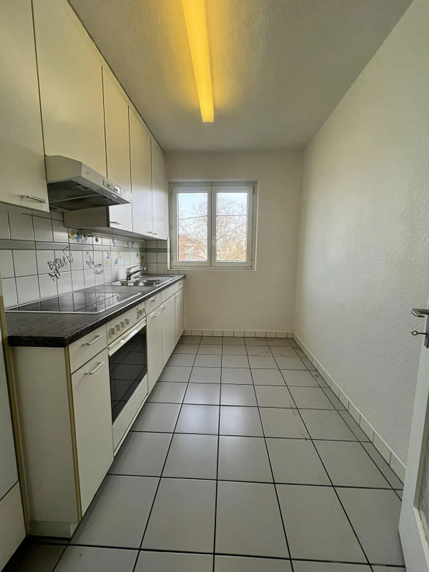 Appartement attrayant dans un quartier résidentiel calme - Photo 7 sur 8