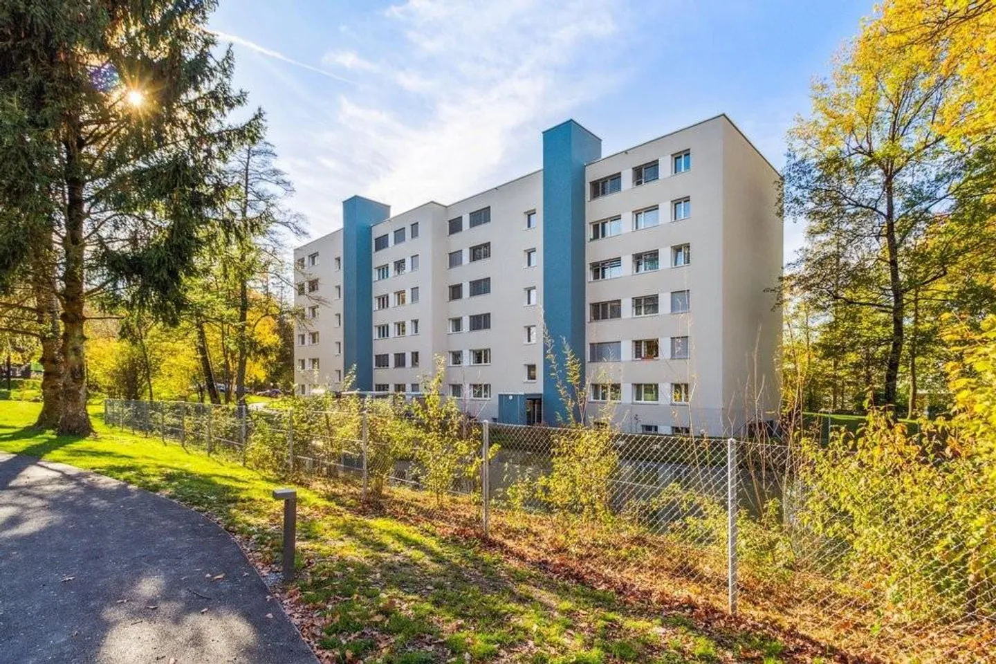 Grosszügige Wohnung im Grünen - Foto 1 von 8