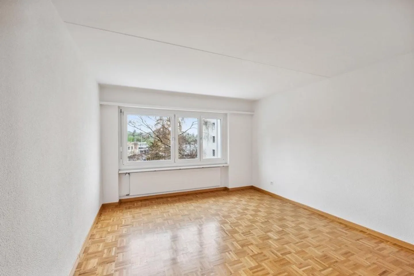 Grosszügige Wohnung im Grünen - Foto 4 von 8