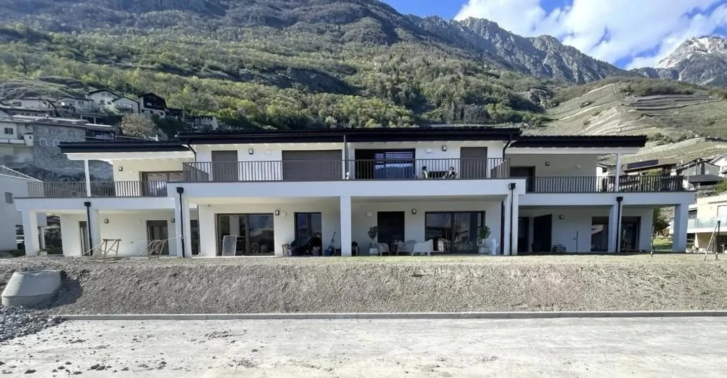 Parking for rent in Fully, Switzerland - Photo 1 of 1