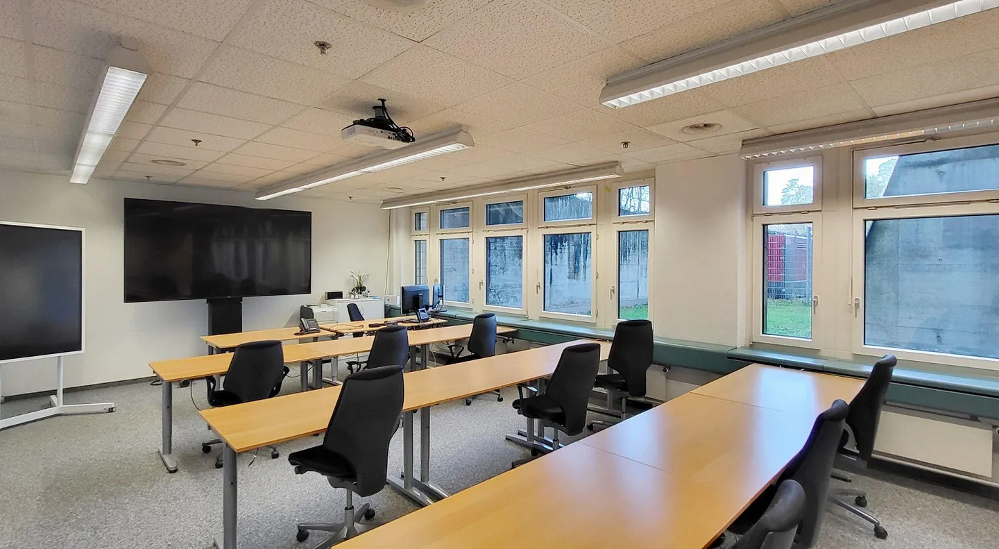 Spazio ufficio entusiasmante al piano terra per formazione e istruzione! - Foto 4 di 7