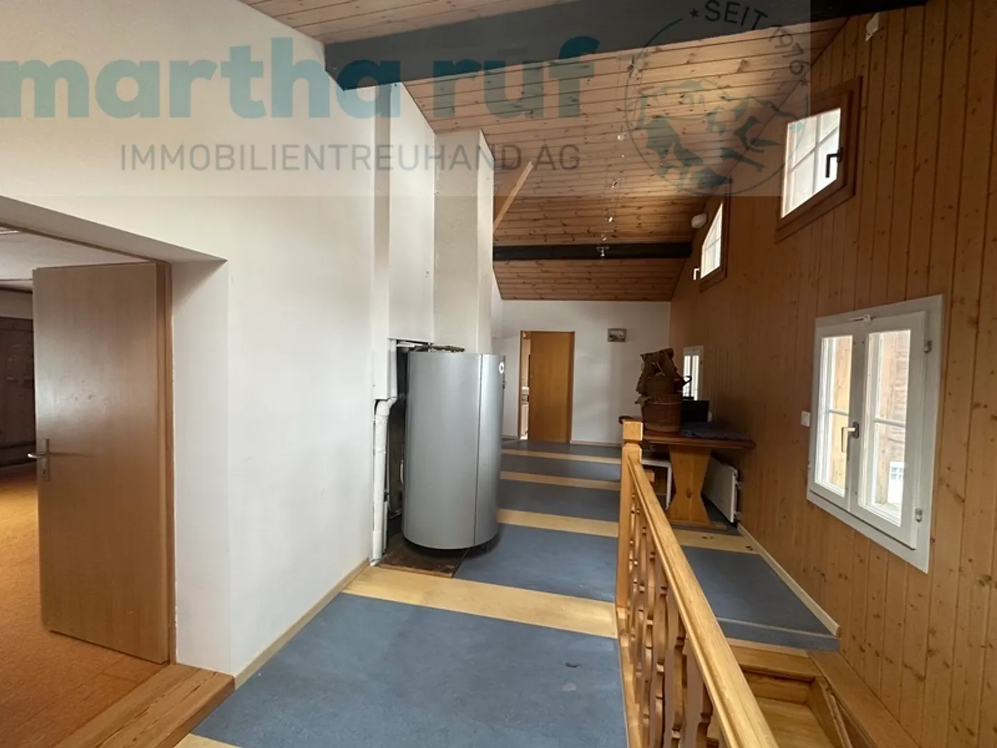 Casa unifamiliare rurale con garage, giardino e fienile - Foto 12 di 25