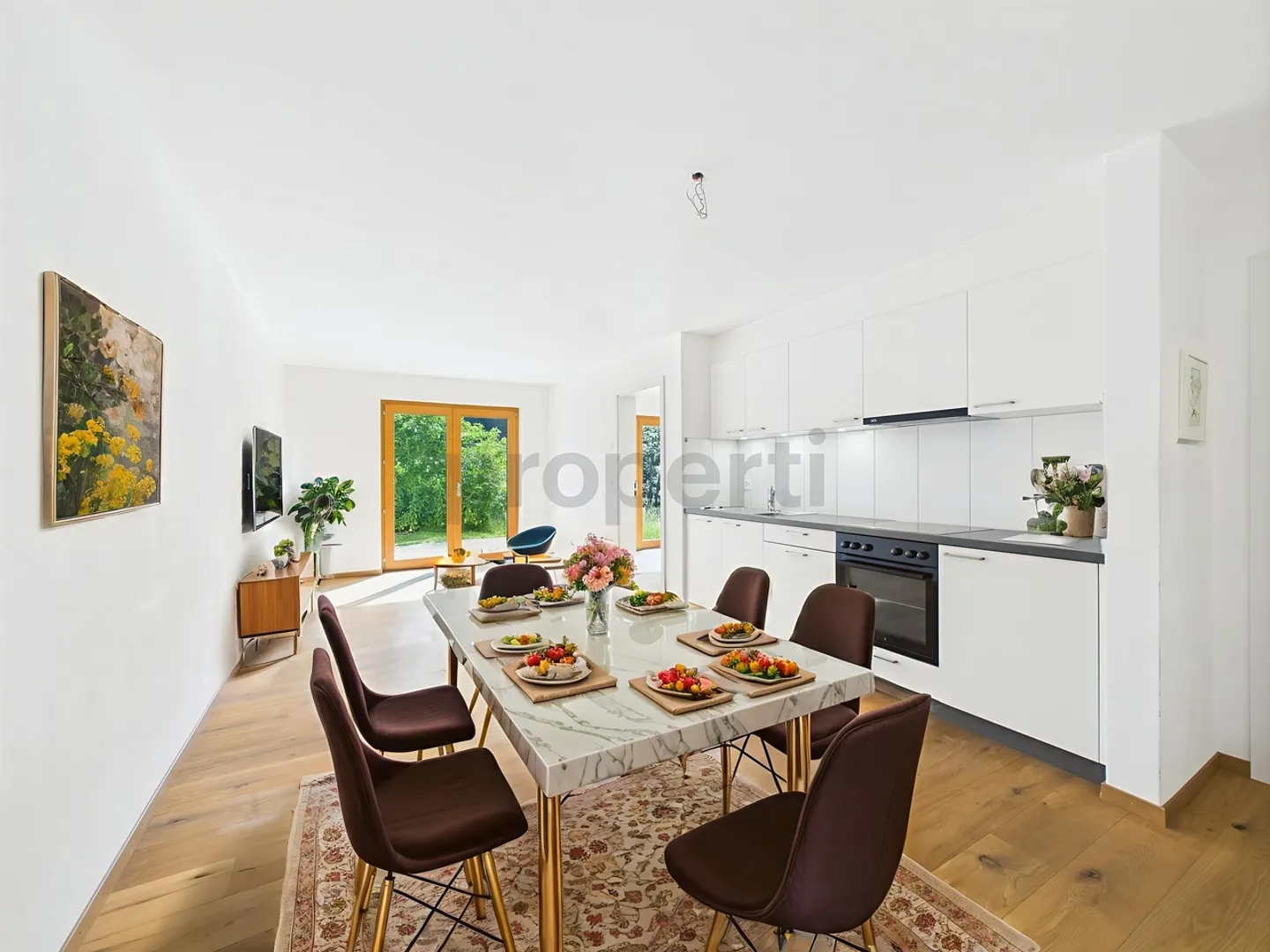Modern 2.5-room apartment in a quiet location with a variety of leisure activities - Photo 1 of 10