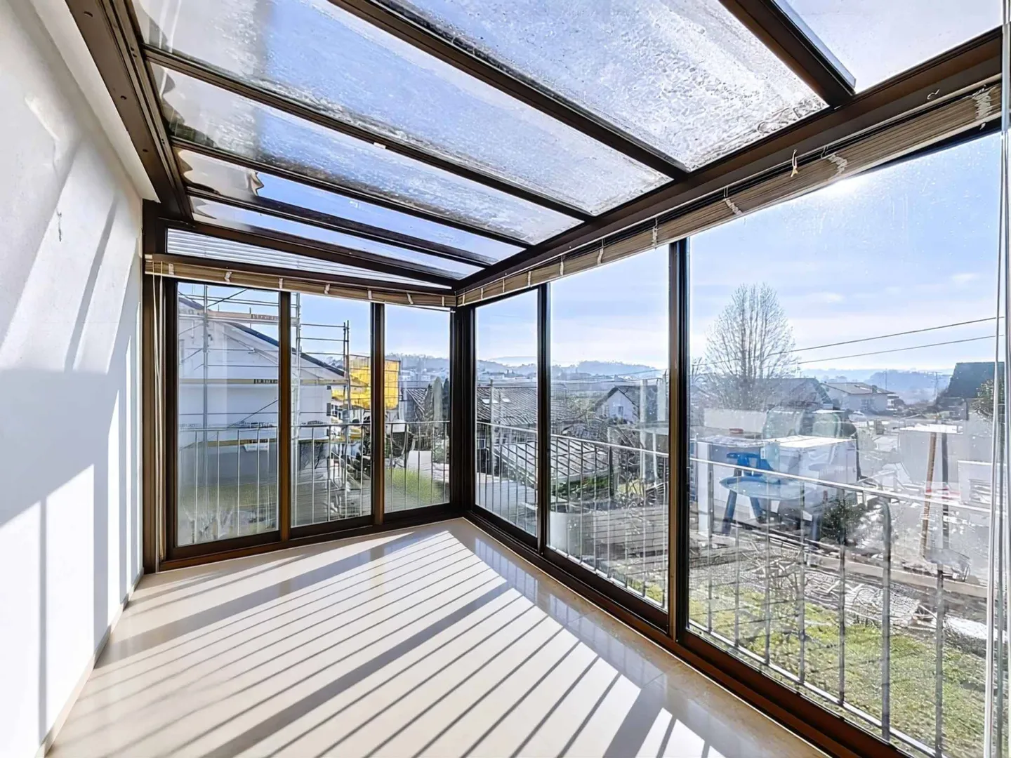 Villa indipendente di 5,5 locali con grande terrazza e vista libera - Foto 2 di 12