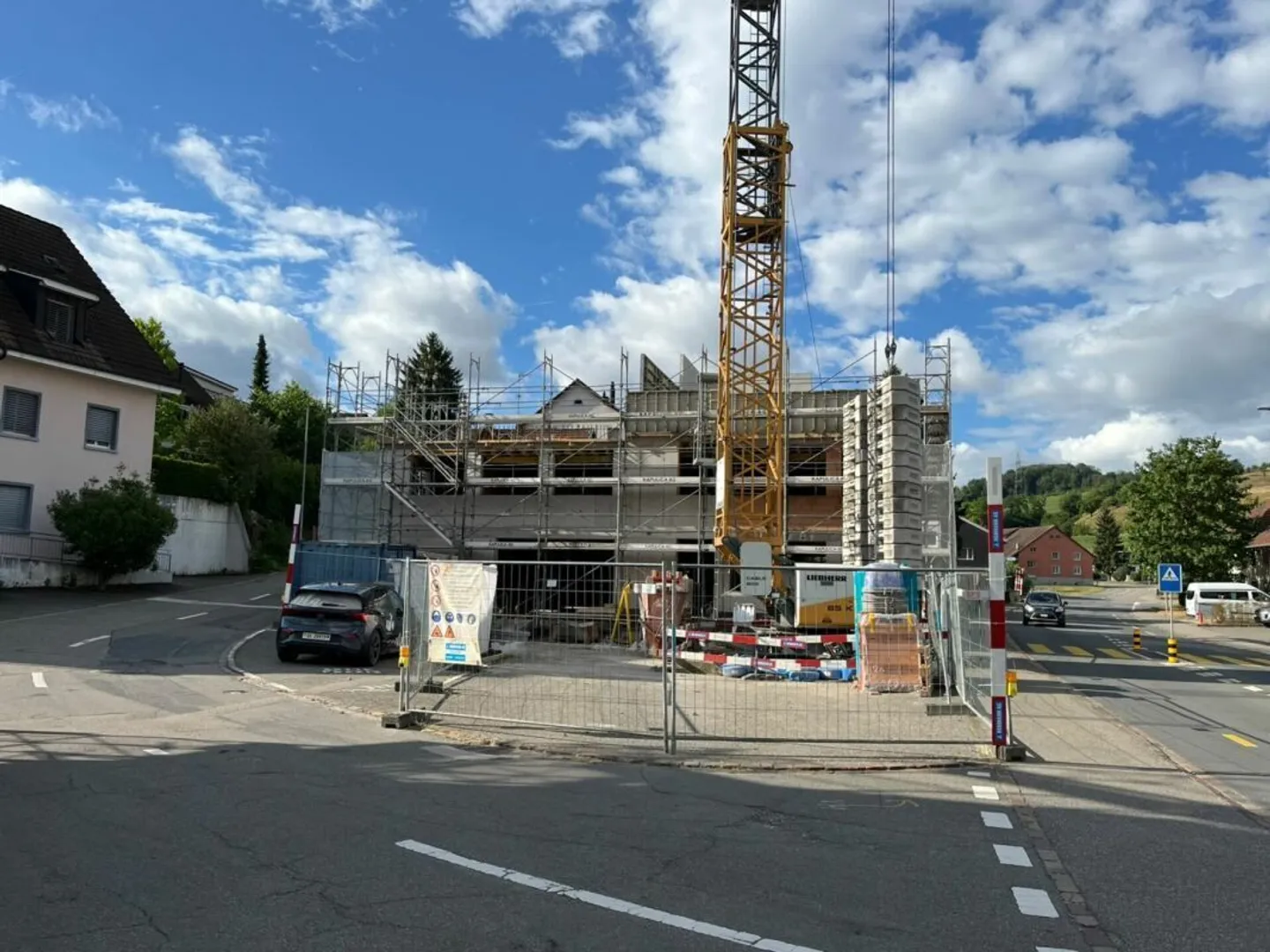 Casa multifamiliare moderna - Foto 12 di 13
