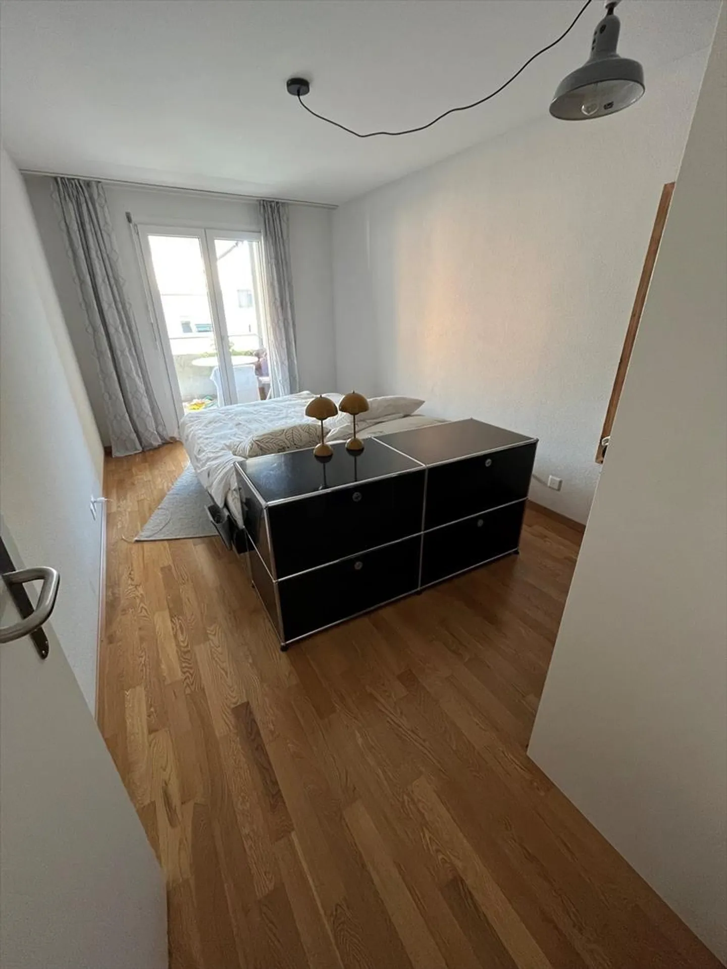 3.5 Room Apartment - Photo 3 of 7