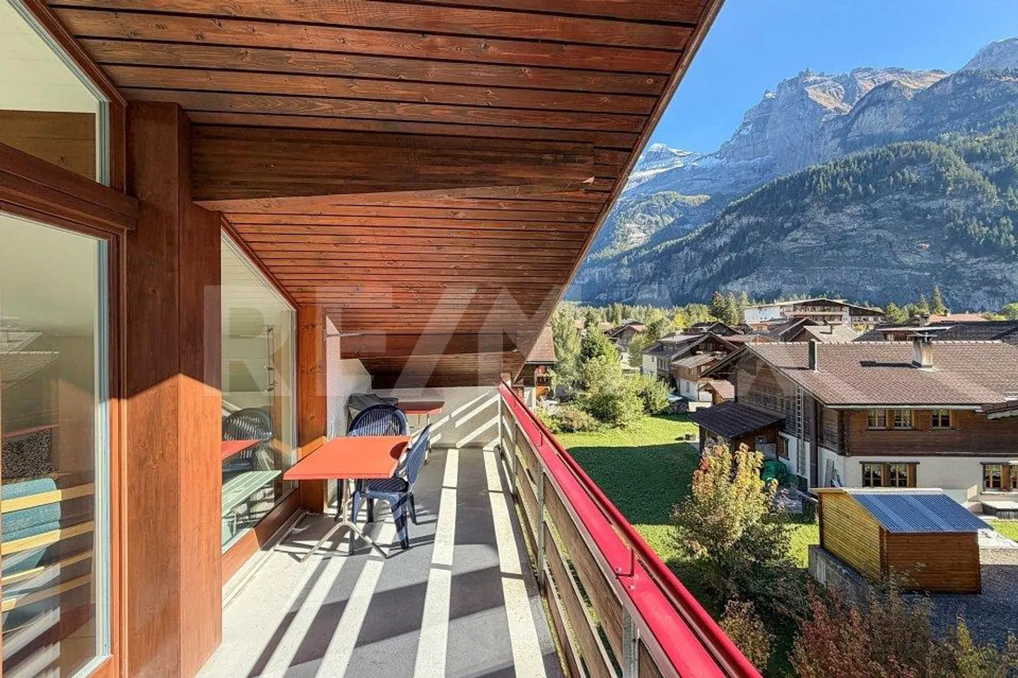 Appartement en penthouse ensoleillé de 2½ pièces à Kandersteg - Photo 6 sur 13